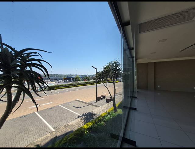 805M² OFFICE TO LET IN KRAMERVILLE
